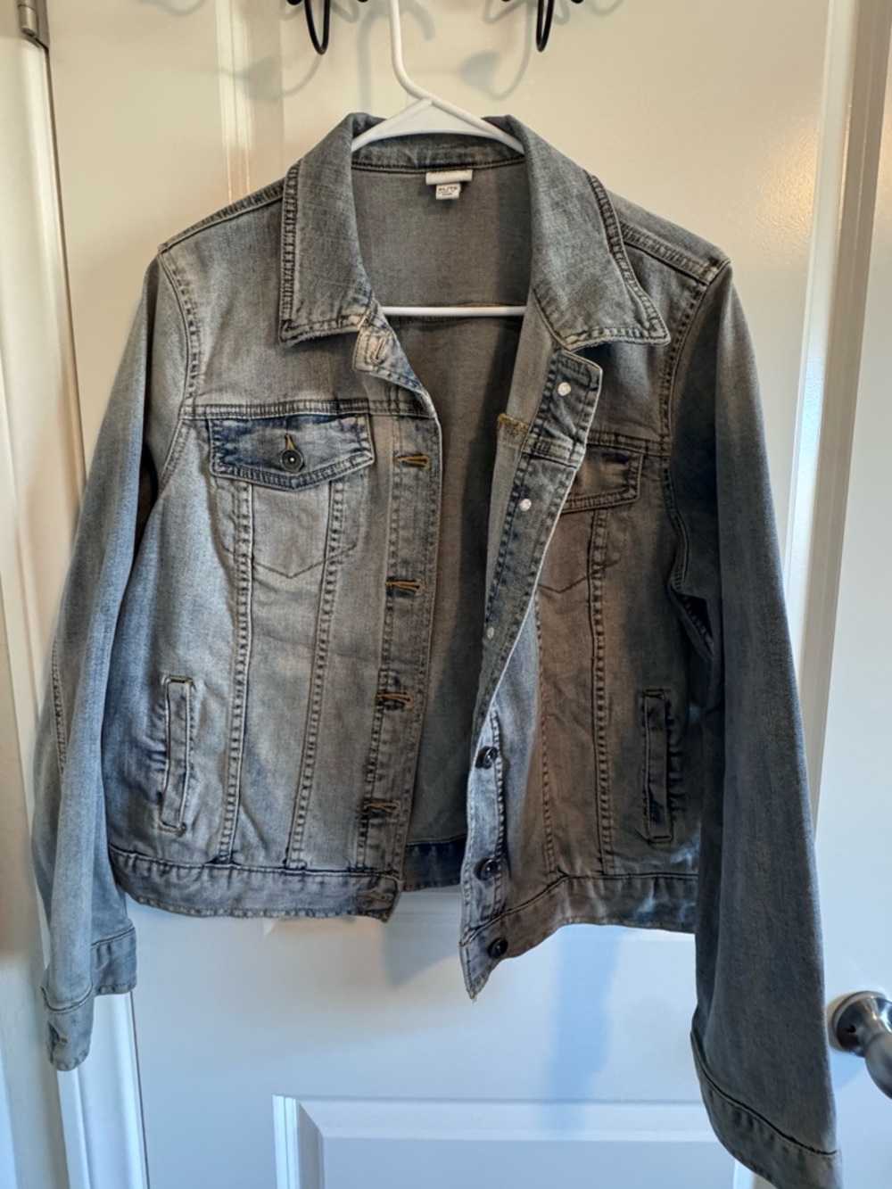 Merona light Washed Denim Jacket